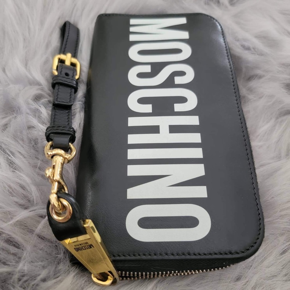 Moschino wallet